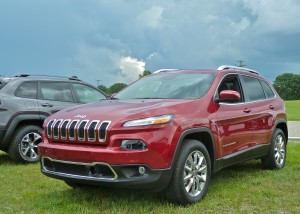 Cherokee returns for 2014 with new style, engines.