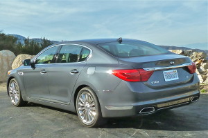 Swept-back roofline and stylish rear complete the K900's image.
