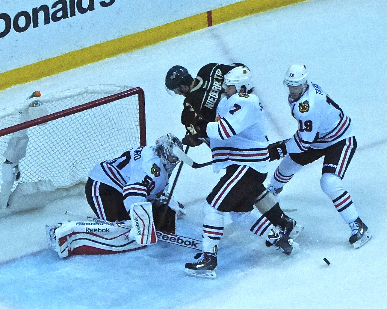 What Do Jonathan Toews and Patrick Kane Think About COACH Brent Seabrook? -  Bleacher Nation