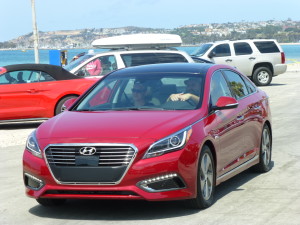 All-new for 2015, the Sonata Hybrid makes a large technical advance for 2016.