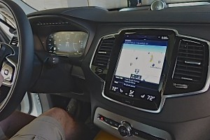 The large nav screen can be changed with a swipe of the hand over the surface, even replicating control knobs.